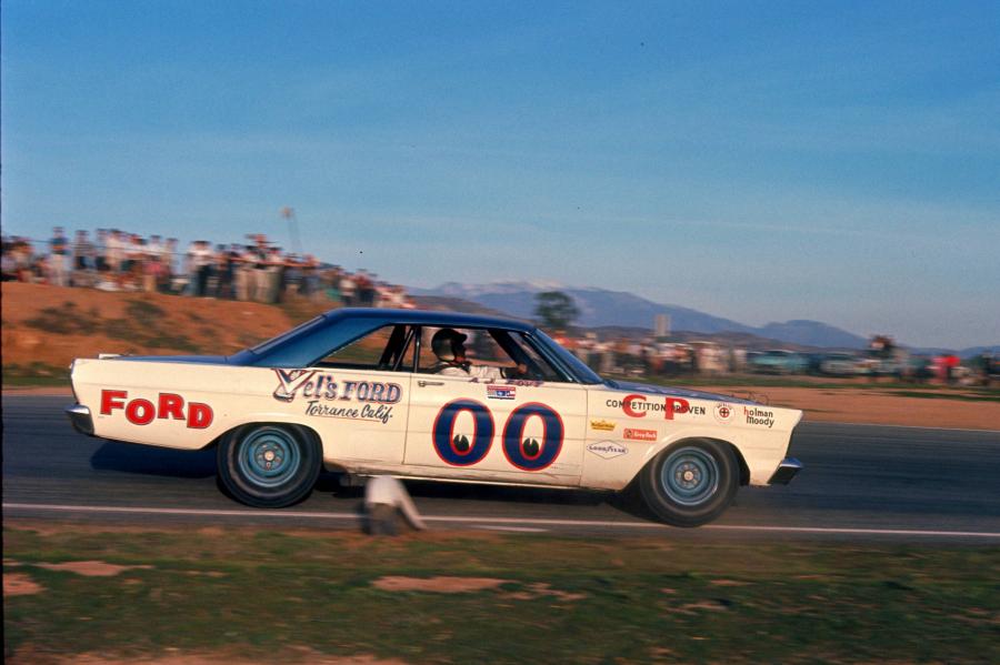  Ford Galaxie 1965 года  (фото 14 из 30)